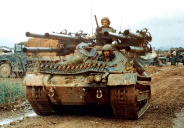 Шестиствольная 106-мм противотанковая самоходная артиллерийская установка M50 Ontos