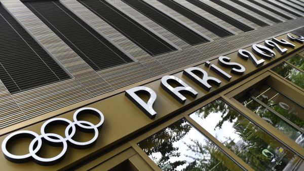 Выжидательная позиция: МОК не пригласит российских спортсменов на ОИ-2024 в установленный срок