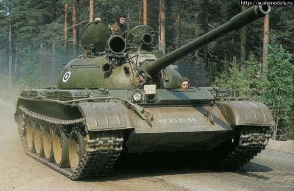Ещё старше «шестьдесятдвойки: в зону спецоперации поехали танки Т-54
